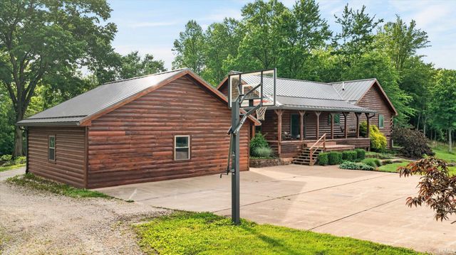 15597 Buck Knob Lane, Loogootee, IN 47553