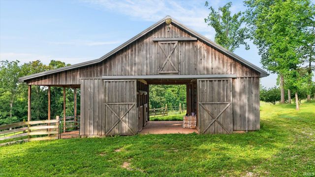 15597 Buck Knob Lane, Loogootee, IN 47553