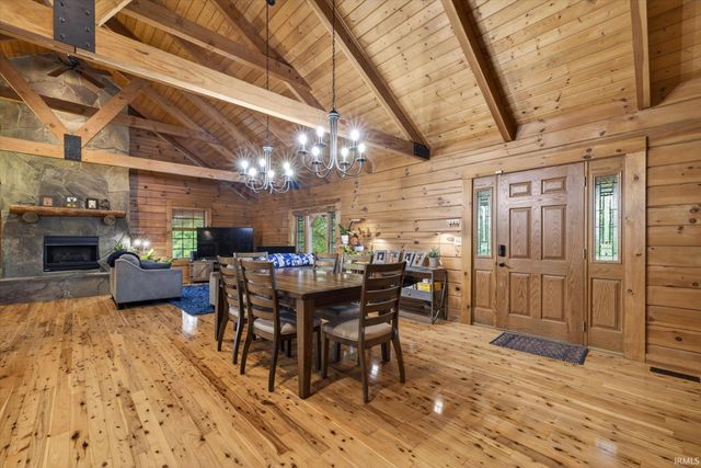 15597 Buck Knob Lane, Loogootee, IN 47553