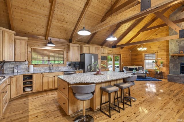 15597 Buck Knob Lane, Loogootee, IN 47553