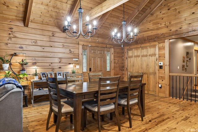 15597 Buck Knob Lane, Loogootee, IN 47553
