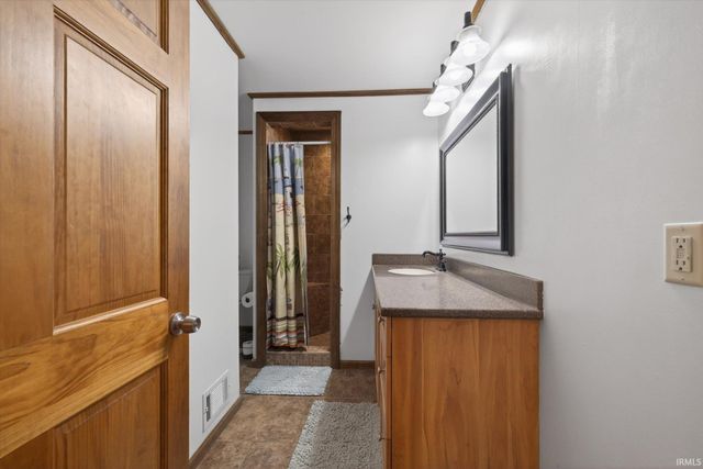 15597 Buck Knob Lane, Loogootee, IN 47553