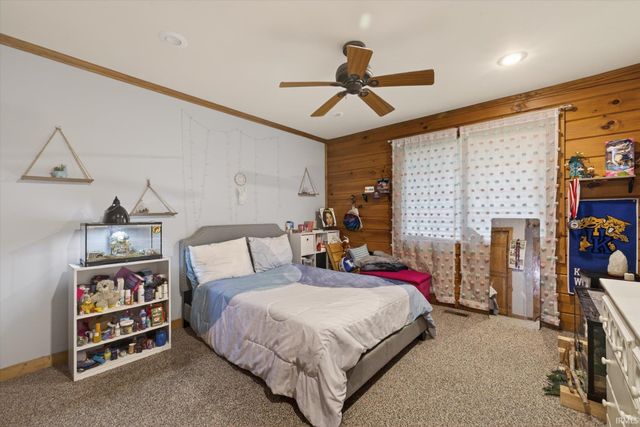 15597 Buck Knob Lane, Loogootee, IN 47553