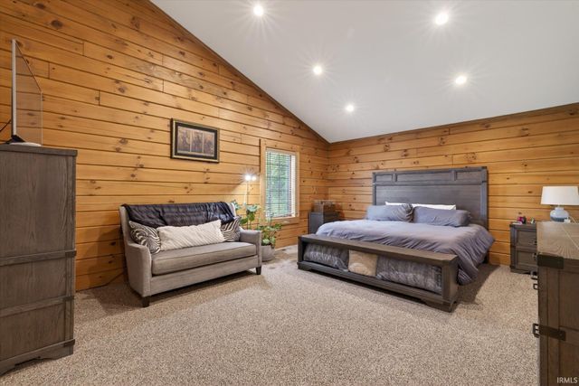 15597 Buck Knob Lane, Loogootee, IN 47553