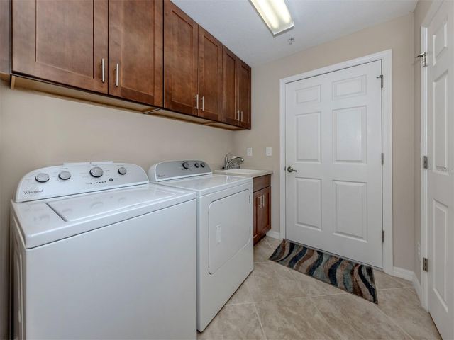 141 BELLA VISTA TERRACE 34A, North Venice, FL 34275