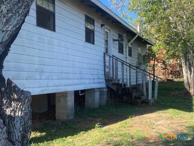 107 Franklin Street, Luling, TX 78648