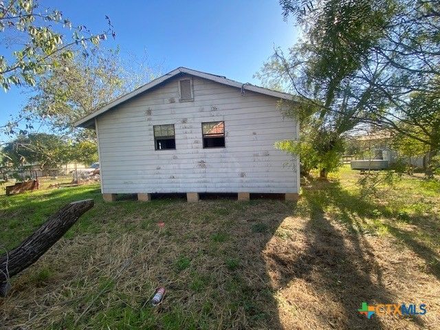 107 Franklin Street, Luling, TX 78648