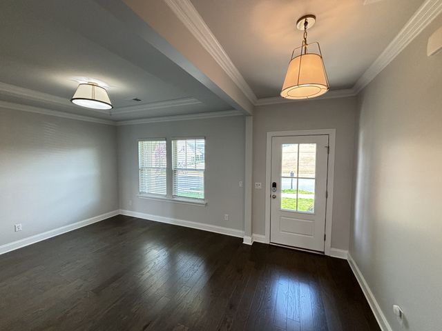 1043 Fenner Ln, Gallatin, TN 37066