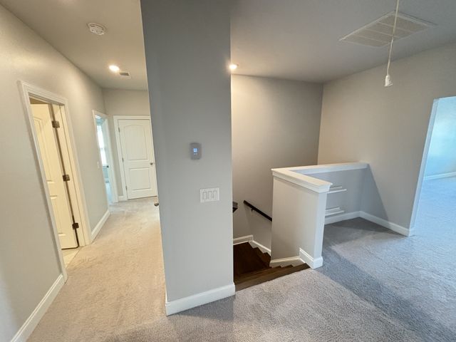 1043 Fenner Ln, Gallatin, TN 37066
