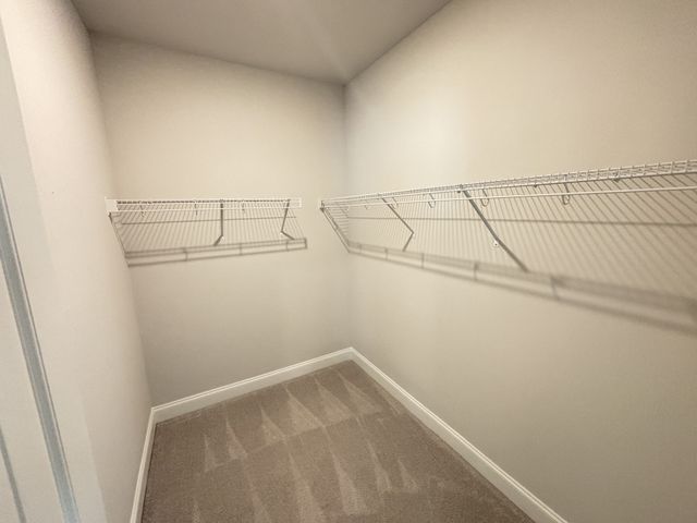 1043 Fenner Ln, Gallatin, TN 37066