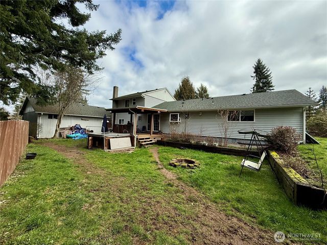 105 Timberline Drive, Castle Rock, WA 98611