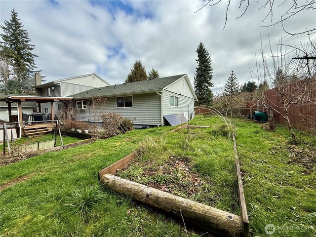 105 Timberline Drive, Castle Rock, WA 98611