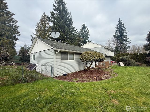 105 Timberline Drive, Castle Rock, WA 98611