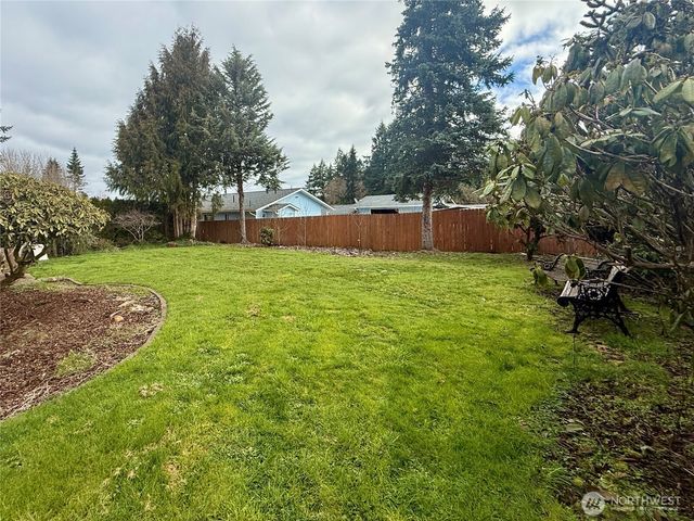 105 Timberline Drive, Castle Rock, WA 98611