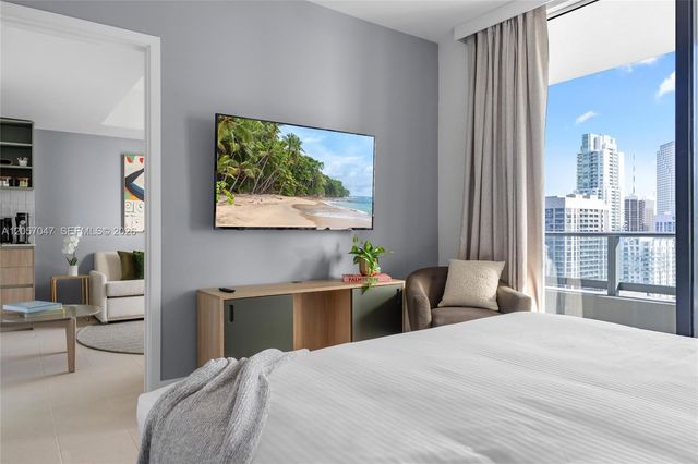 159 NE 6th Street 2414, Miami, FL 33132