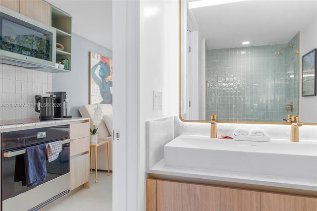 159 NE 6th Street 2414, Miami, FL 33132