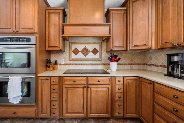 16800 Creek Ridge Trail, Minnetonka, MN 55345