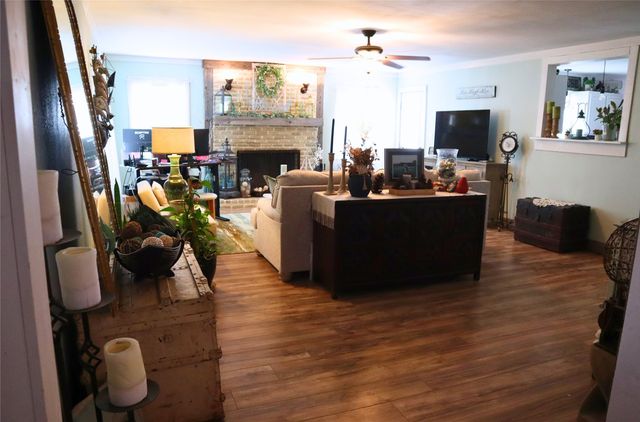 560 Harlan Road, Combine, TX 75159