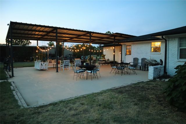560 Harlan Road, Combine, TX 75159