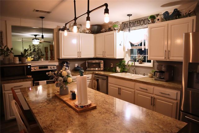 560 Harlan Road, Combine, TX 75159