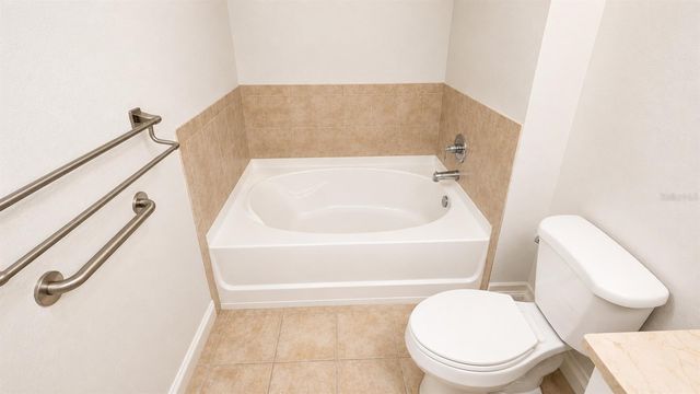 1064 N TAMIAMI TRAIL 1304, Sarasota, FL 34236