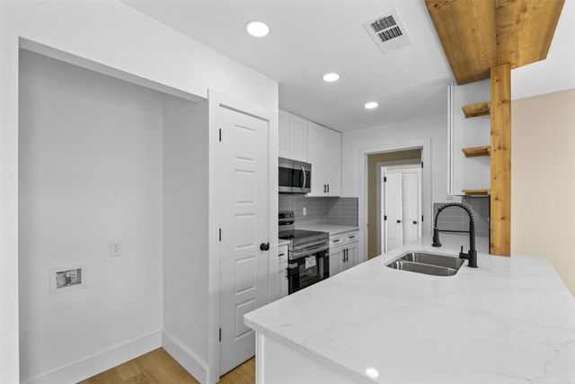 3817 Pinebrook Drive, Dallas, TX 75241