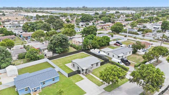 16031 NW 18th Ave, Miami Gardens, FL 33054