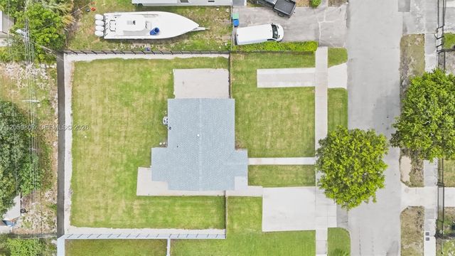 16031 NW 18th Ave, Miami Gardens, FL 33054