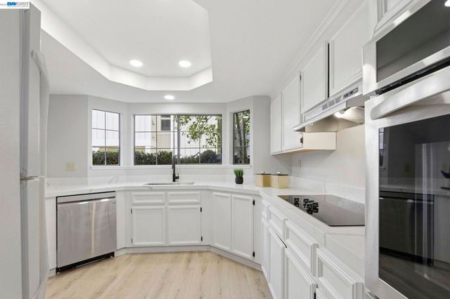 377 S Bernardo Ave, Sunnyvale, CA 94086