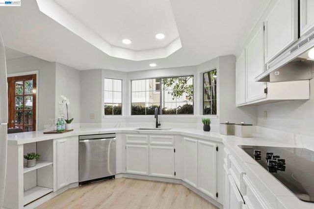 377 S Bernardo Ave, Sunnyvale, CA 94086