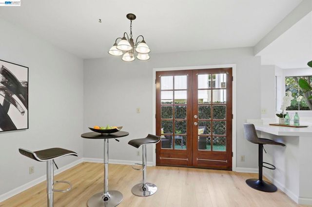 377 S Bernardo Ave, Sunnyvale, CA 94086