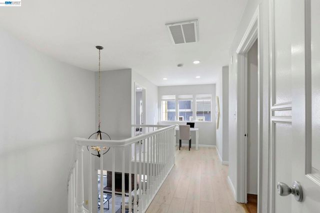 377 S Bernardo Ave, Sunnyvale, CA 94086