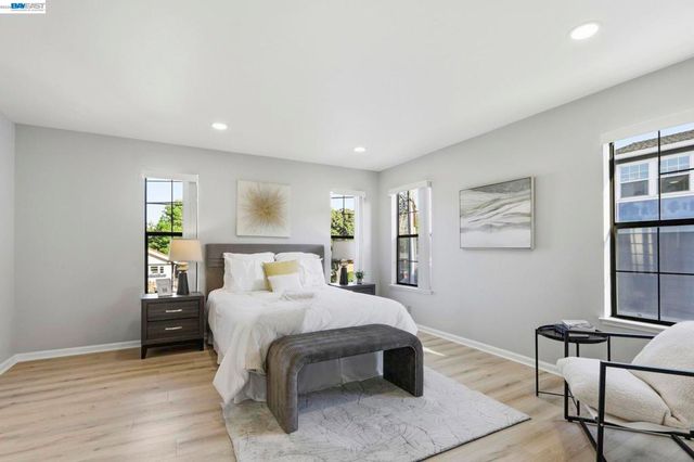 377 S Bernardo Ave, Sunnyvale, CA 94086