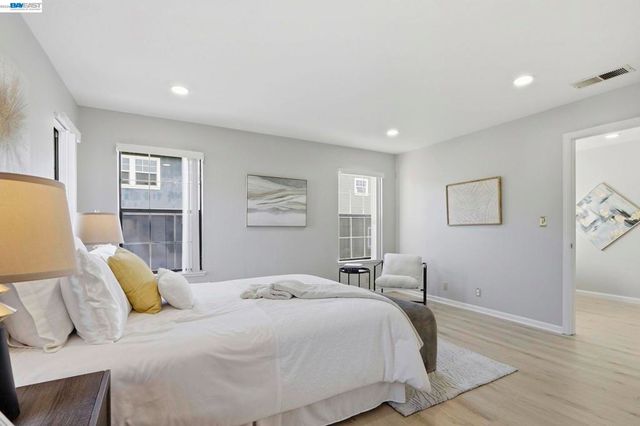 377 S Bernardo Ave, Sunnyvale, CA 94086