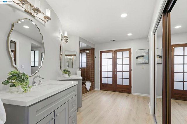 377 S Bernardo Ave, Sunnyvale, CA 94086