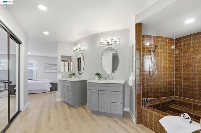 377 S Bernardo Ave, Sunnyvale, CA 94086