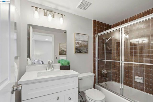 377 S Bernardo Ave, Sunnyvale, CA 94086