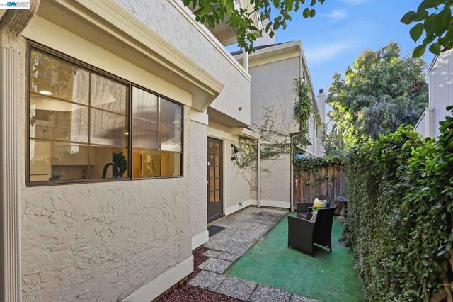 377 S Bernardo Ave, Sunnyvale, CA 94086