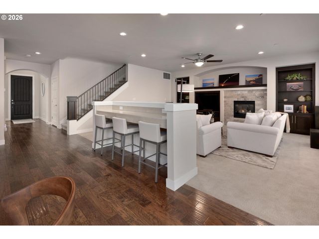9465 Sw MOONSTONE Ter, Beaverton, OR 97007