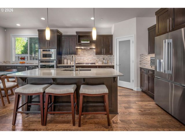 9465 Sw MOONSTONE Ter, Beaverton, OR 97007