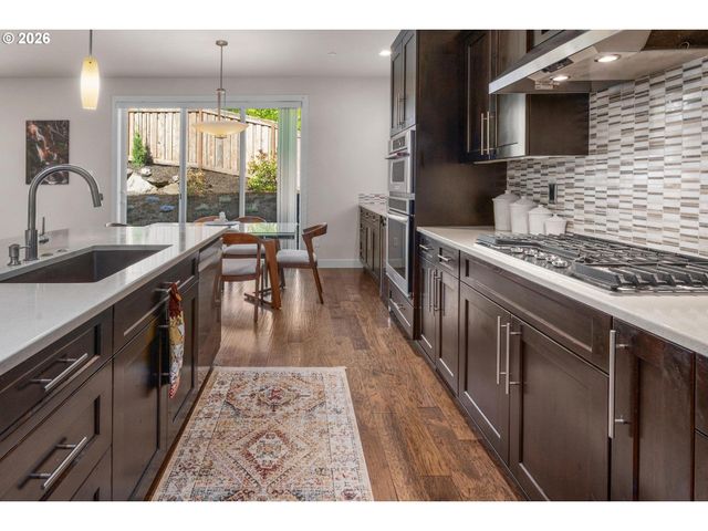9465 Sw MOONSTONE Ter, Beaverton, OR 97007