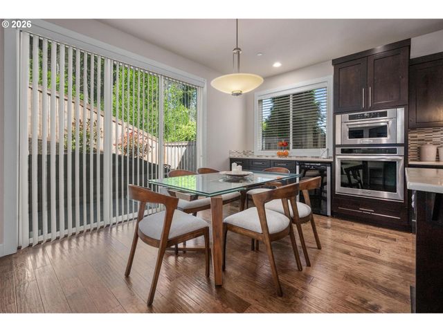 9465 Sw MOONSTONE Ter, Beaverton, OR 97007