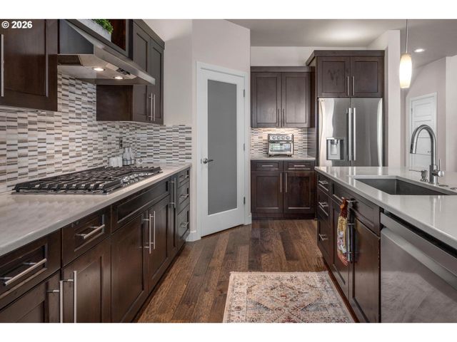 9465 Sw MOONSTONE Ter, Beaverton, OR 97007