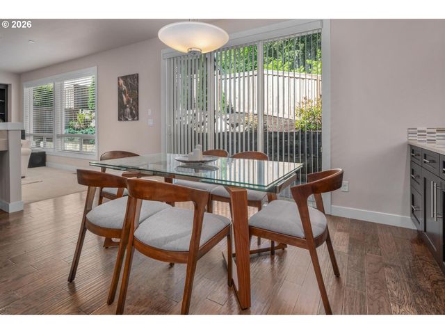 9465 Sw MOONSTONE Ter, Beaverton, OR 97007