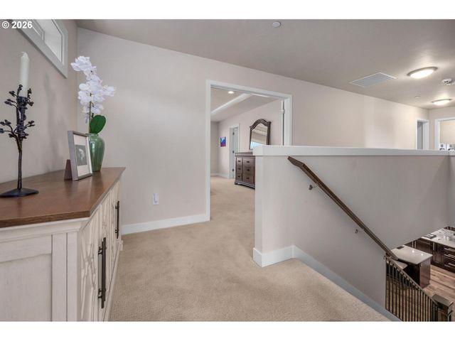 9465 Sw MOONSTONE Ter, Beaverton, OR 97007