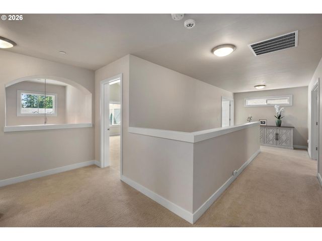 9465 Sw MOONSTONE Ter, Beaverton, OR 97007