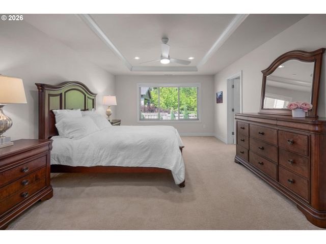 9465 Sw MOONSTONE Ter, Beaverton, OR 97007