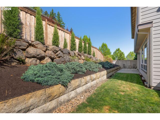 9465 Sw MOONSTONE Ter, Beaverton, OR 97007