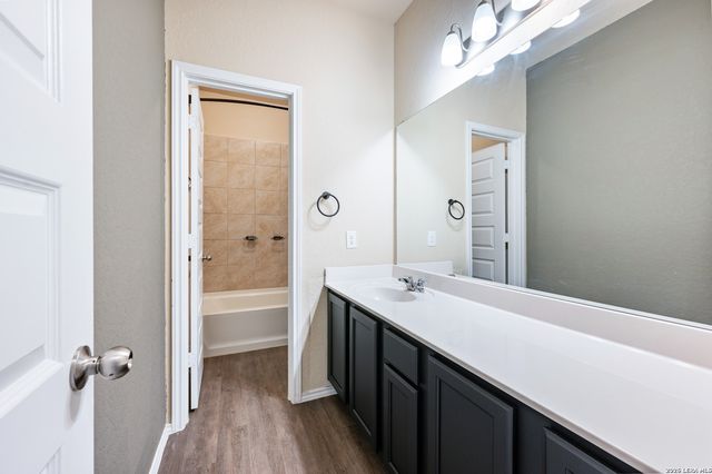 2403 PINK PEARL DR, San Antonio, TX 78224