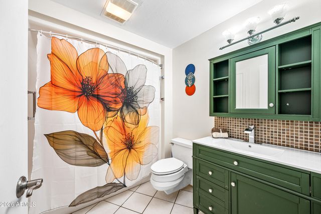 17056 N 107th Avenue, Sun City, AZ 85373